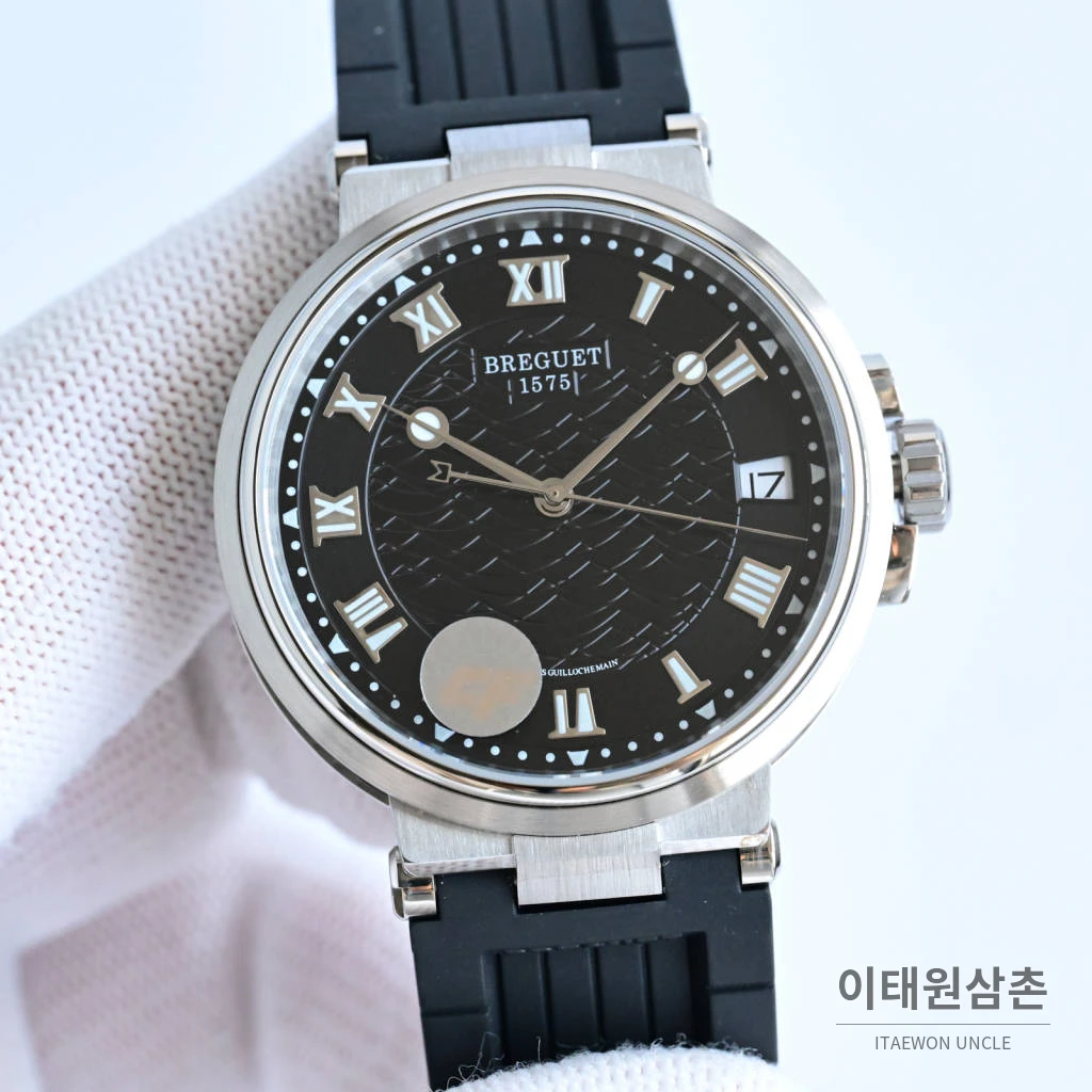 브레게 마린 선레이블루 다이얼 오토매틱 40mm 블랙 러버 스트랩 실버 베젤