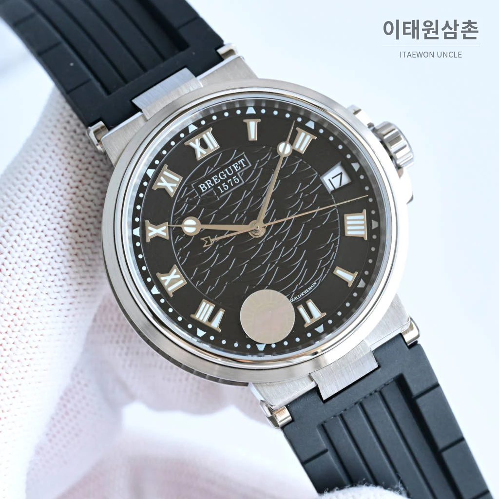 브레게 마린 선레이블루 다이얼 오토매틱 40mm 블랙 러버 스트랩 실버 베젤
