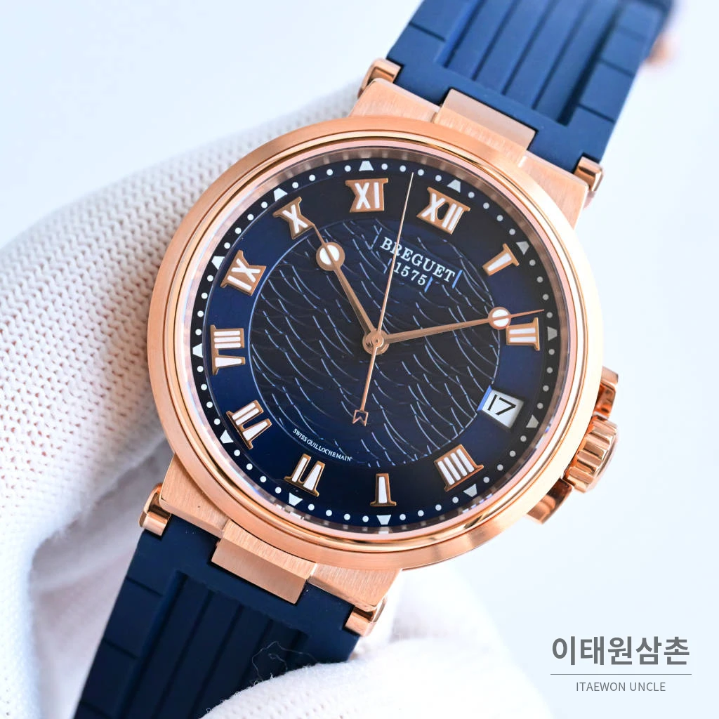 브레게 마린 선레이블루 다이얼 오토매틱 40mm 네이비 러버 스트랩 로즈골드 베젤