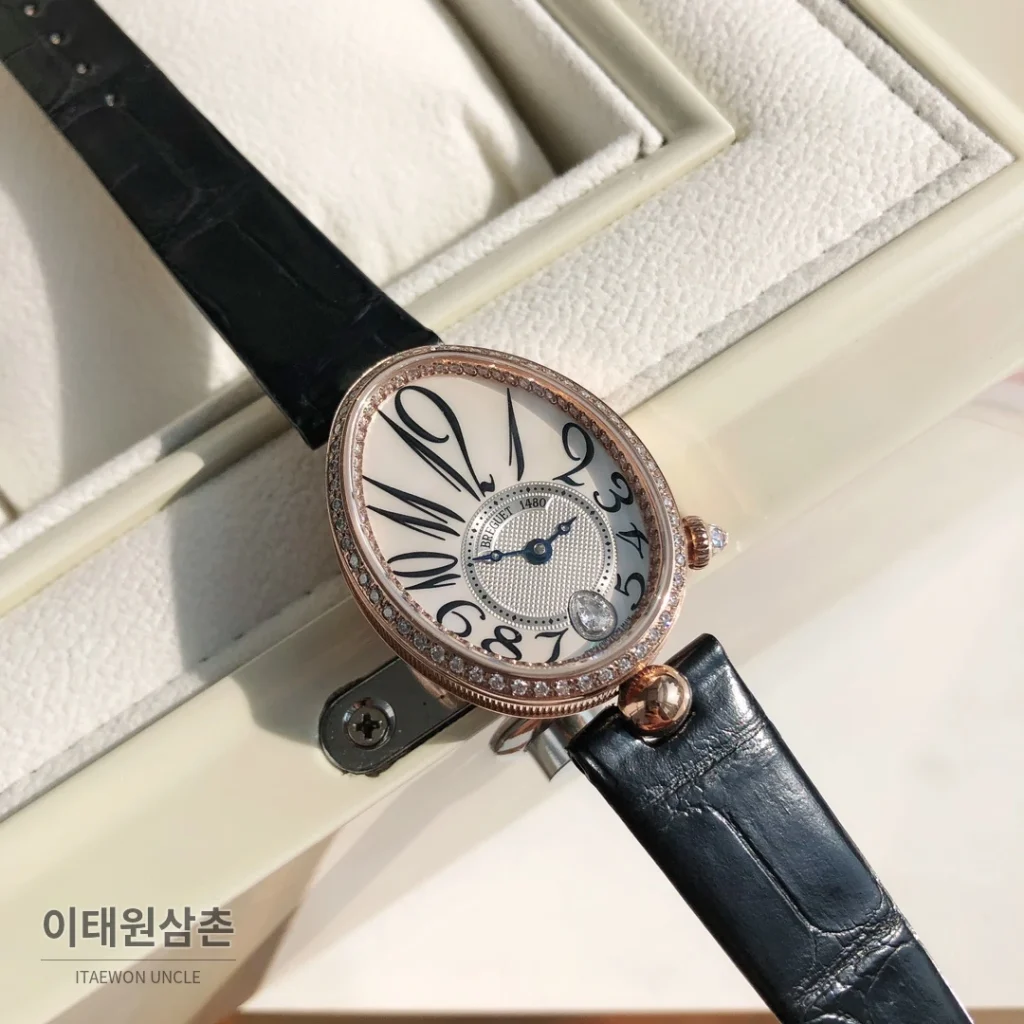 브레게 레인드네이플 18K 로즈골드 다이아몬드 오토매틱 33mm 화이트 다이얼 블랙 가죽 스트랩 로즈골드 베젤