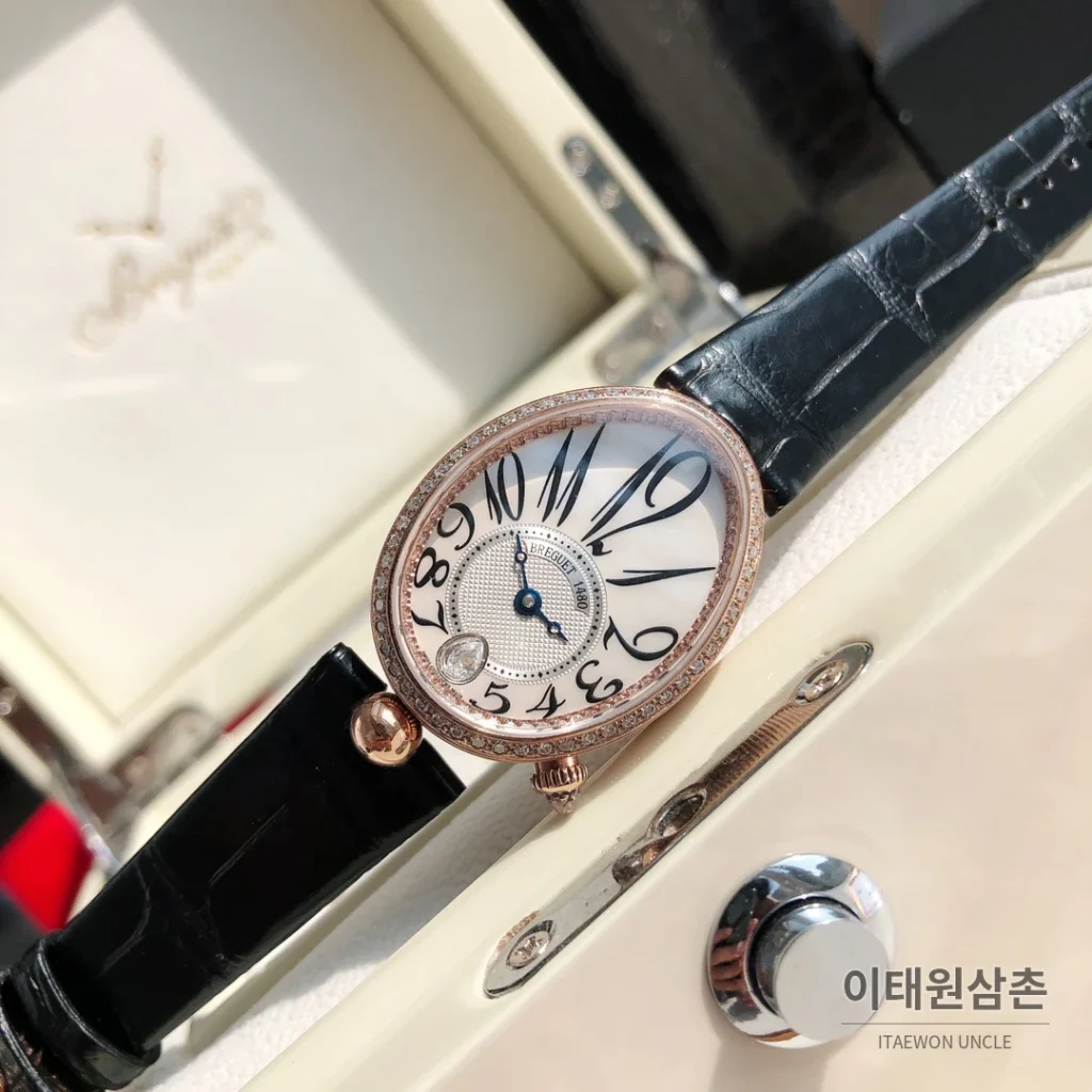 브레게 레인드네이플 18K 로즈골드 다이아몬드 오토매틱 33mm 화이트 다이얼 블랙 가죽 스트랩 로즈골드 베젤