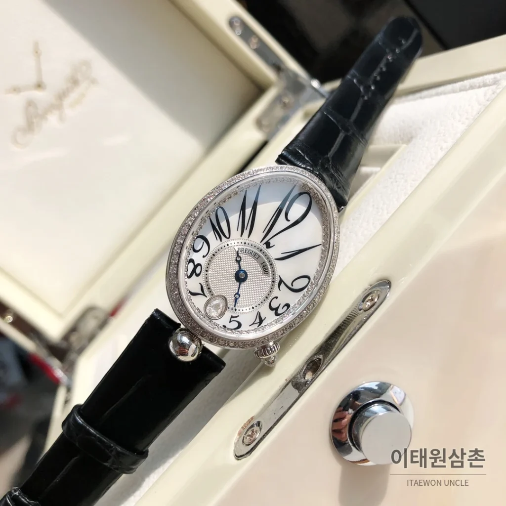 브레게 레인드네이플 18K 로즈골드 다이아몬드 오토매틱 33mm 화이트 다이얼 블랙 가죽 스트랩 실버 베젤