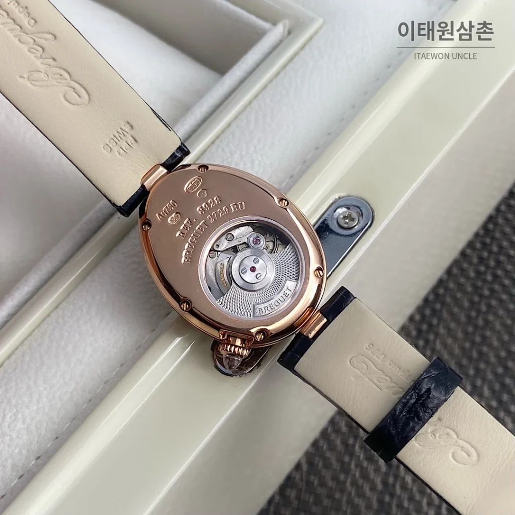 브레게 레인드네이플 18K 로즈골드 다이아몬드 오토매틱 33mm 자개 다이얼 블랙 가죽 스트랩 로즈골드 베젤