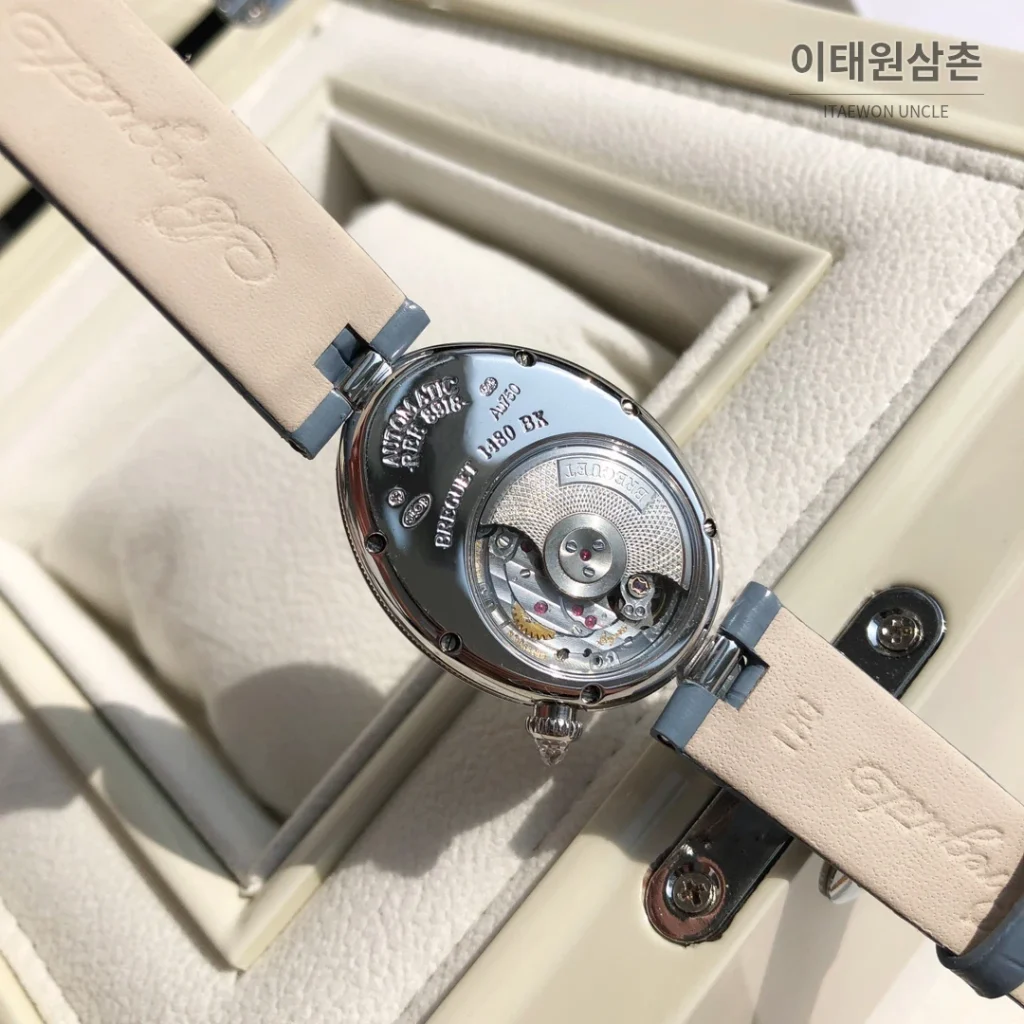 브레게 레인드네이플 18K 로즈골드 다이아몬드 오토매틱 33mm 화이트 다이얼 아이스블루 가죽 스트랩 실버 베젤