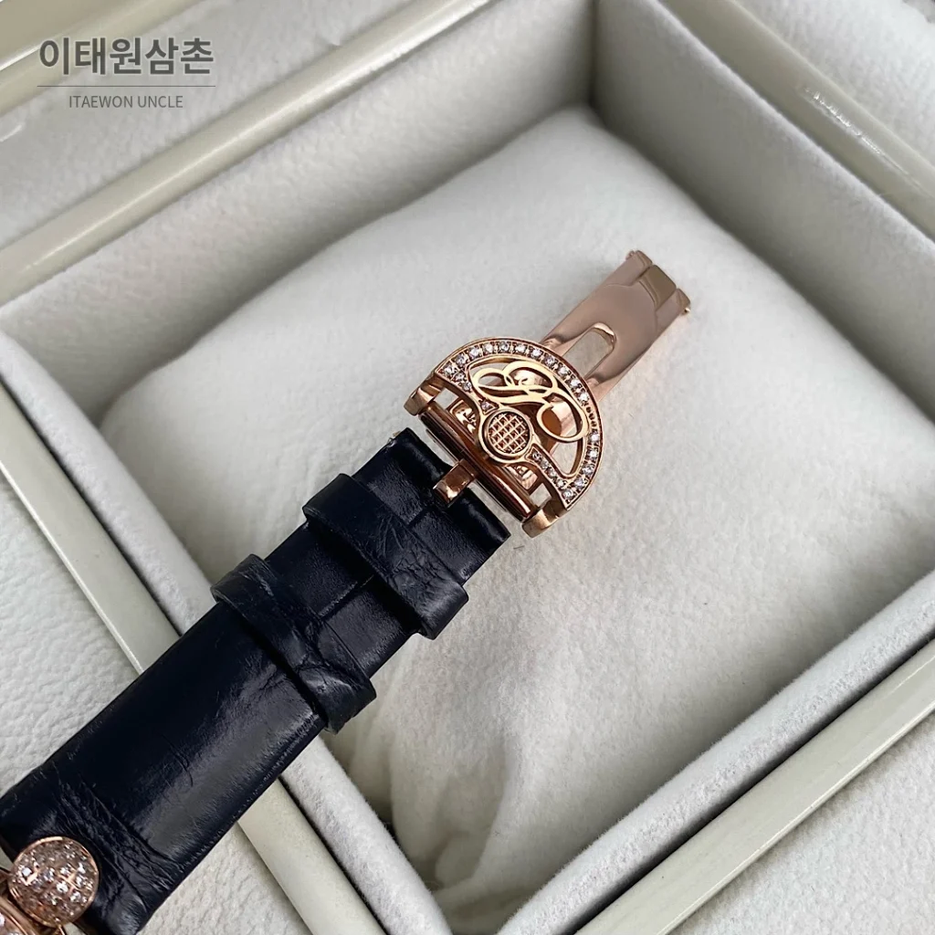 브레게 레인드네이플 18K 로즈골드 다이아몬드 오토매틱 33mm 자개 다이얼 블랙 가죽 스트랩 로즈골드 베젤