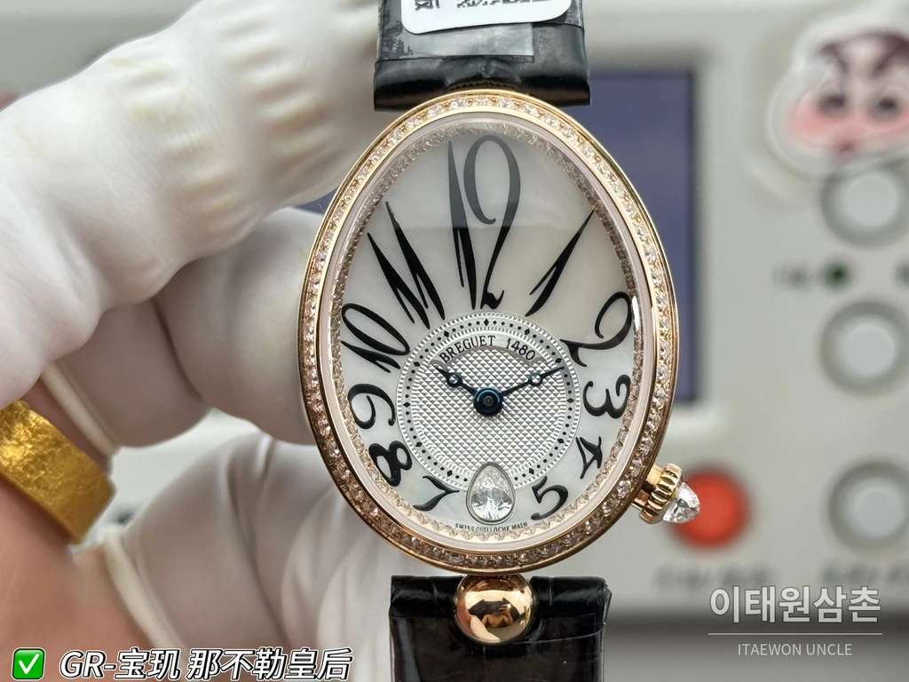 브레게 레인 드 네이플 로즈골드톤 크리스탈 베젤 화이트 다이얼 블랙 스트랩 시계 36mm