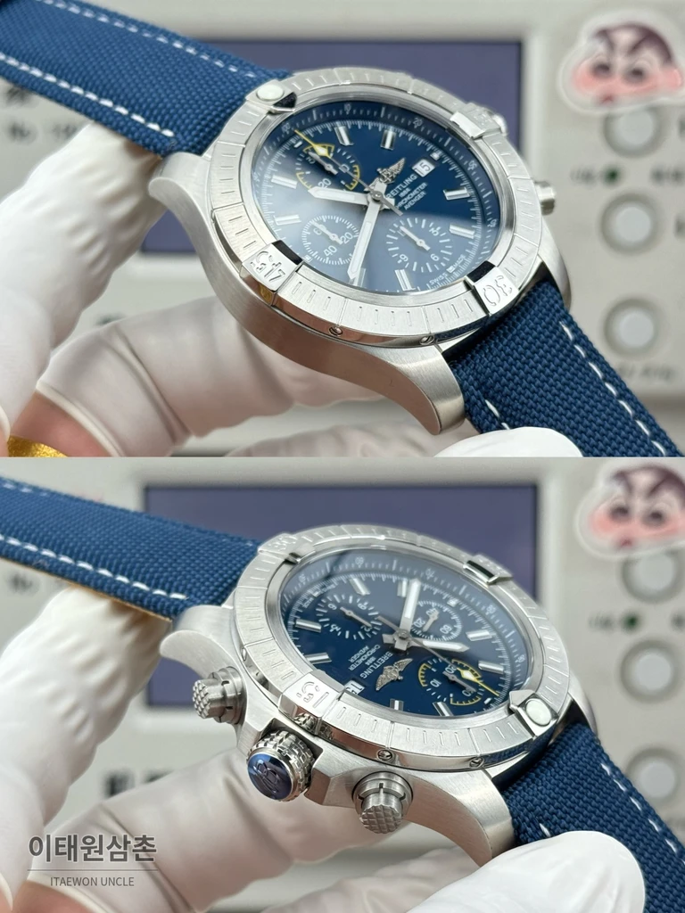 브라이틀링 어벤저 블랙다이얼 크로노그래프 오토매틱 45mm
