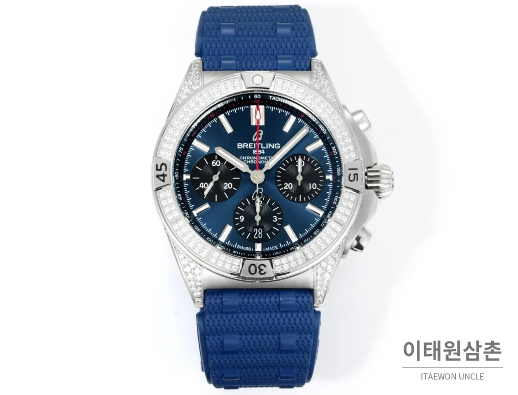 브라이틀링 크로노맷 B01 다이아몬드베젤 크로노그래프 오토매틱 42mm 네이비 다이얼