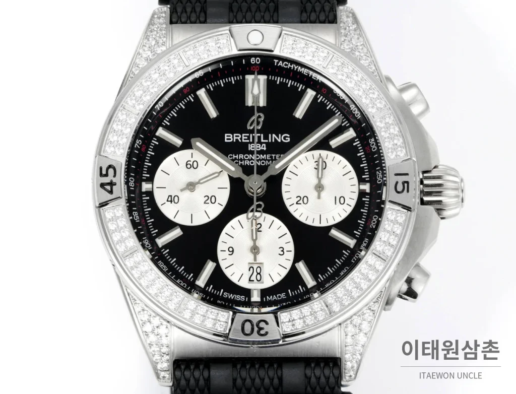 브라이틀링 크로노맷 B01 다이아몬드베젤 크로노그래프 오토매틱 42mm 블랙 다이얼