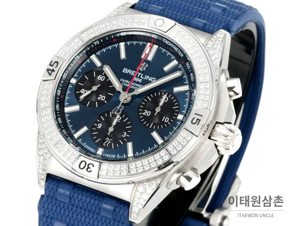 브라이틀링 크로노맷 B01 다이아몬드베젤 크로노그래프 오토매틱 42mm 네이비 다이얼