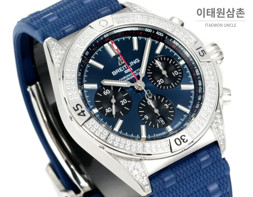 브라이틀링 크로노맷 B01 다이아몬드베젤 크로노그래프 오토매틱 42mm 네이비 다이얼