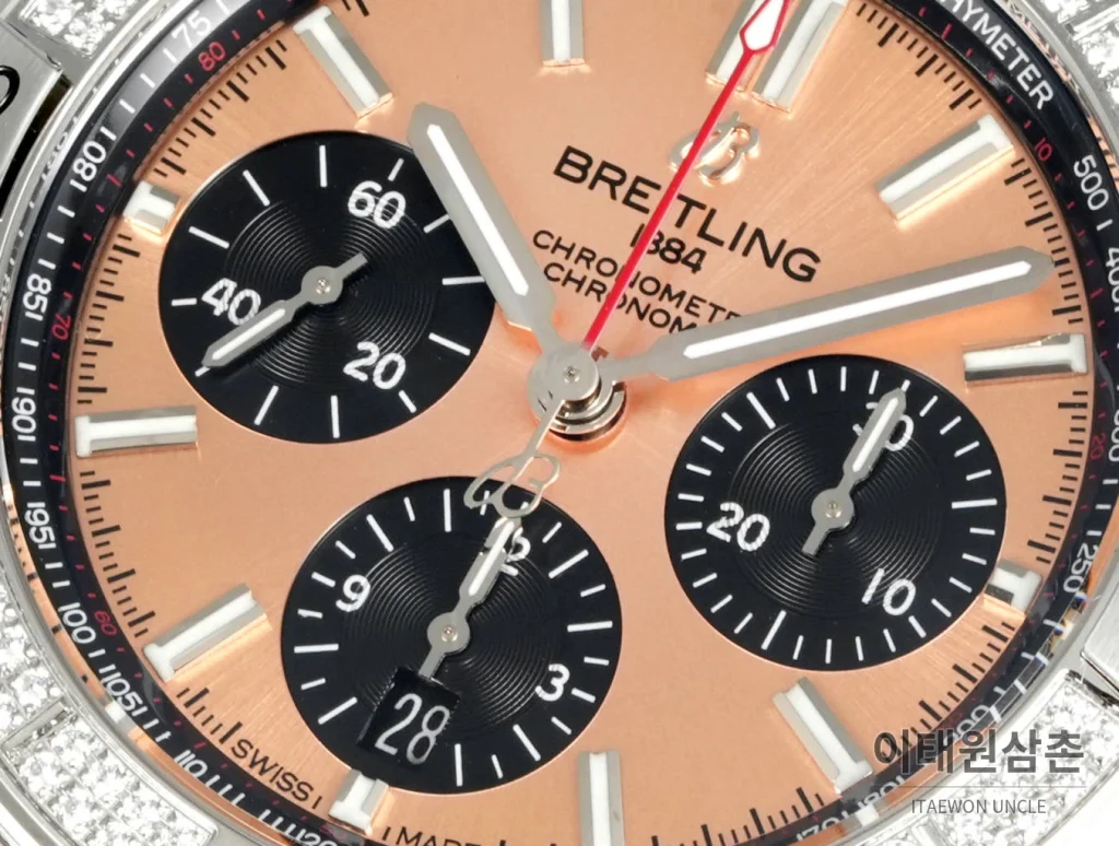 브라이틀링 크로노맷 B01 다이아몬드베젤 크로노그래프 오토매틱 42mm 샴페인 다이얼