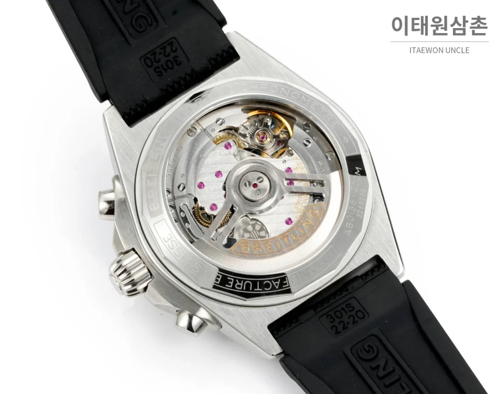 브라이틀링 크로노맷 B01 다이아몬드베젤 크로노그래프 오토매틱 42mm 블랙 다이얼 (2)