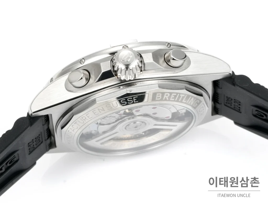 브라이틀링 크로노맷 B01 다이아몬드베젤 크로노그래프 오토매틱 42mm 화이트 다이얼