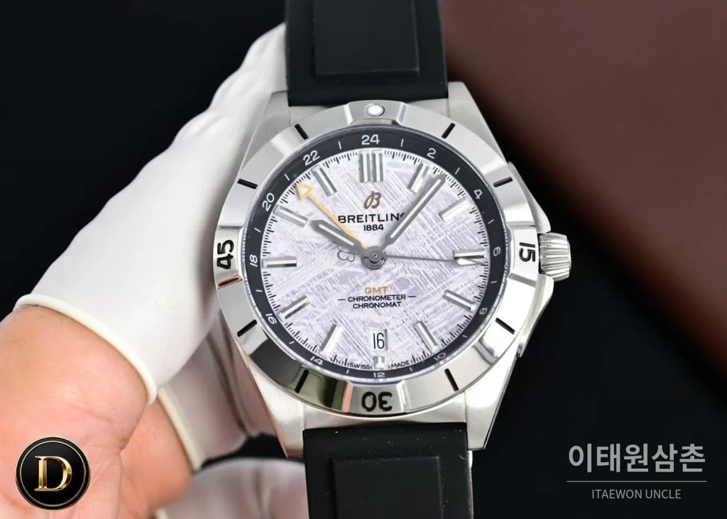 브라이틀링 크로노맷 GMT 스틸 컬러다이얼 듀얼타임 오토매틱 40mm A32398101M1A1 블랙 러버 스트랩