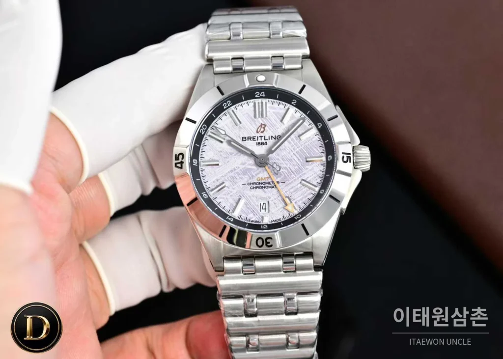 브라이틀링 크로노맷 GMT 스틸 컬러다이얼 듀얼타임 오토매틱 40mm A32398101M1A1 스틸 브레이슬릿