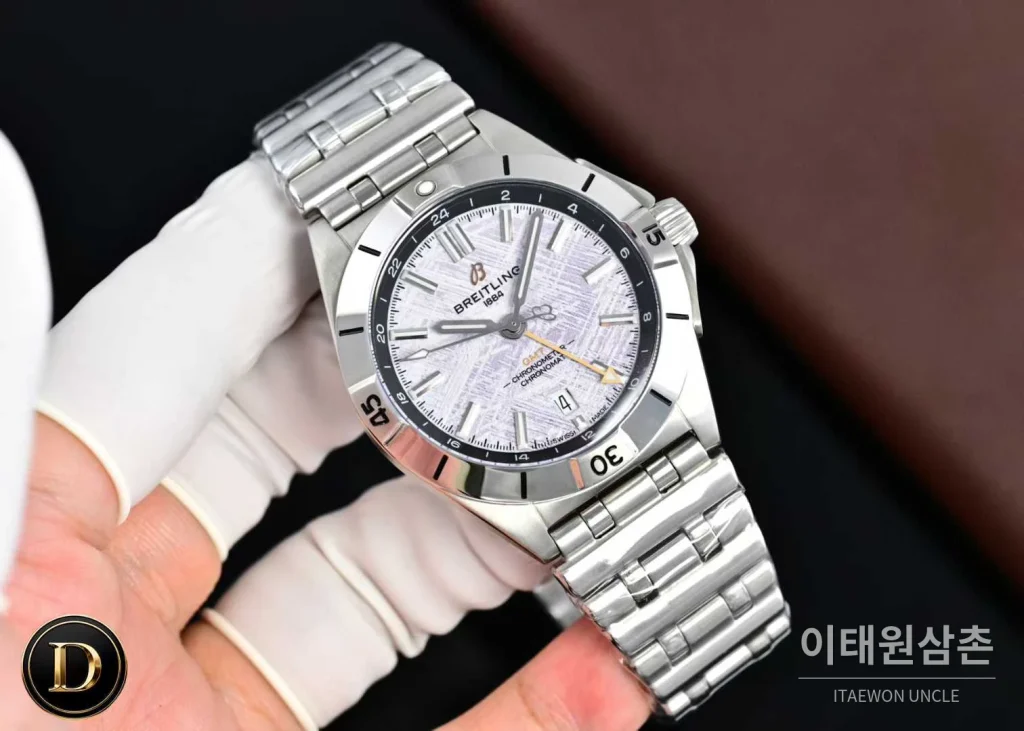 브라이틀링 크로노맷 GMT 스틸 컬러다이얼 듀얼타임 오토매틱 40mm A32398101M1A1 스틸 브레이슬릿