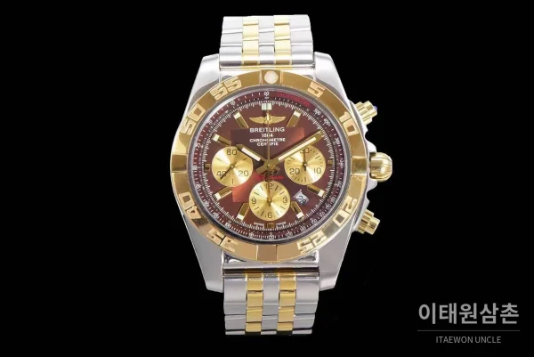 브라이틀링 크로노맷 스틸 블랙다이얼 크로노그래프 오토매틱 44mm 투톤 브레이슬릿 골드 베젤 (5)