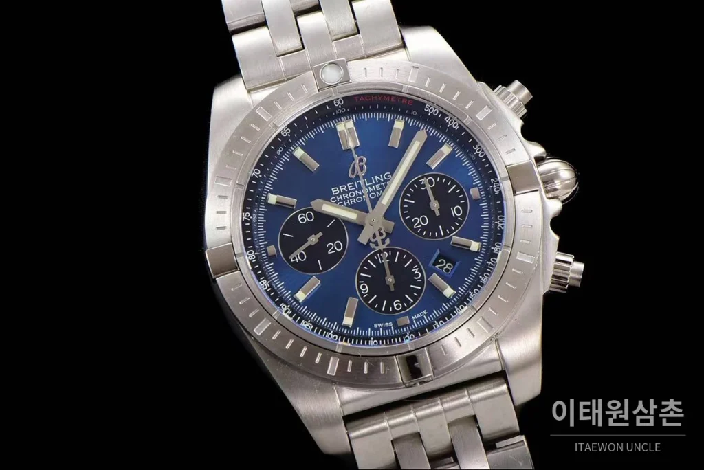 브라이틀링 크로노맷 스틸 블랙다이얼 크로노그래프 오토매틱 44mm 스틸 브레이슬릿