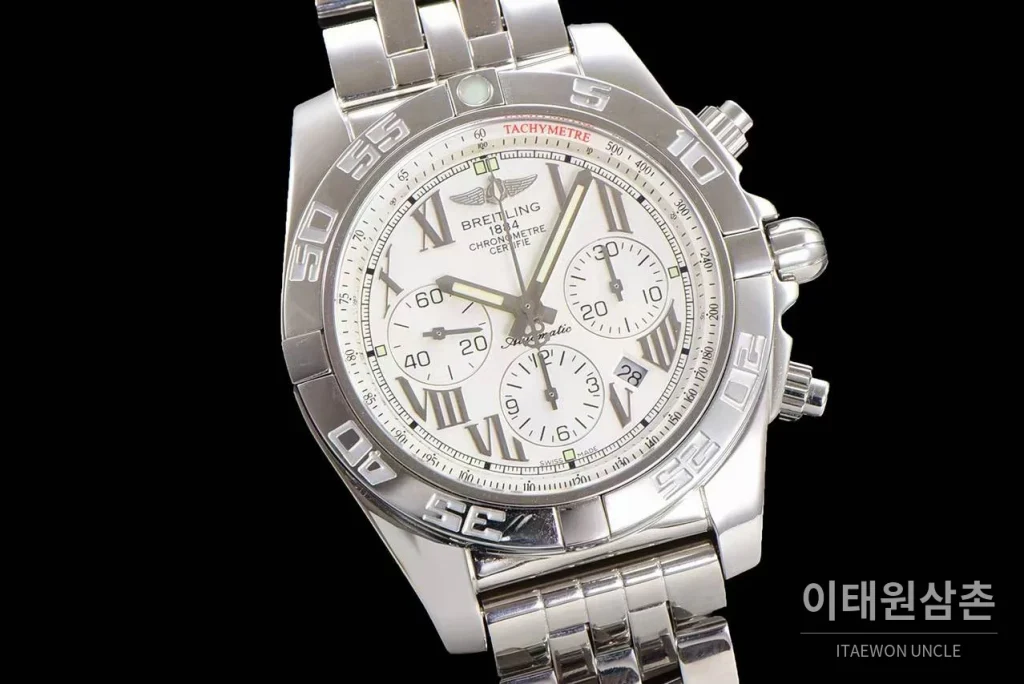 브라이틀링 크로노맷 스틸 블랙다이얼 크로노그래프 오토매틱 44mm 스틸 브레이슬릿 실버 베젤