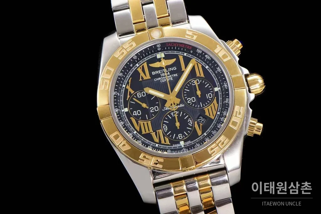 브라이틀링 크로노맷 스틸 블랙다이얼 크로노그래프 오토매틱 44mm 투톤 브레이슬릿 골드 베젤