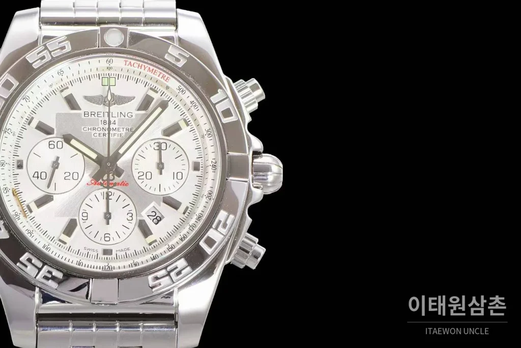 브라이틀링 크로노맷 스틸 블랙다이얼 크로노그래프 오토매틱 44mm 스틸 브레이슬릿 실버 베젤 (3)