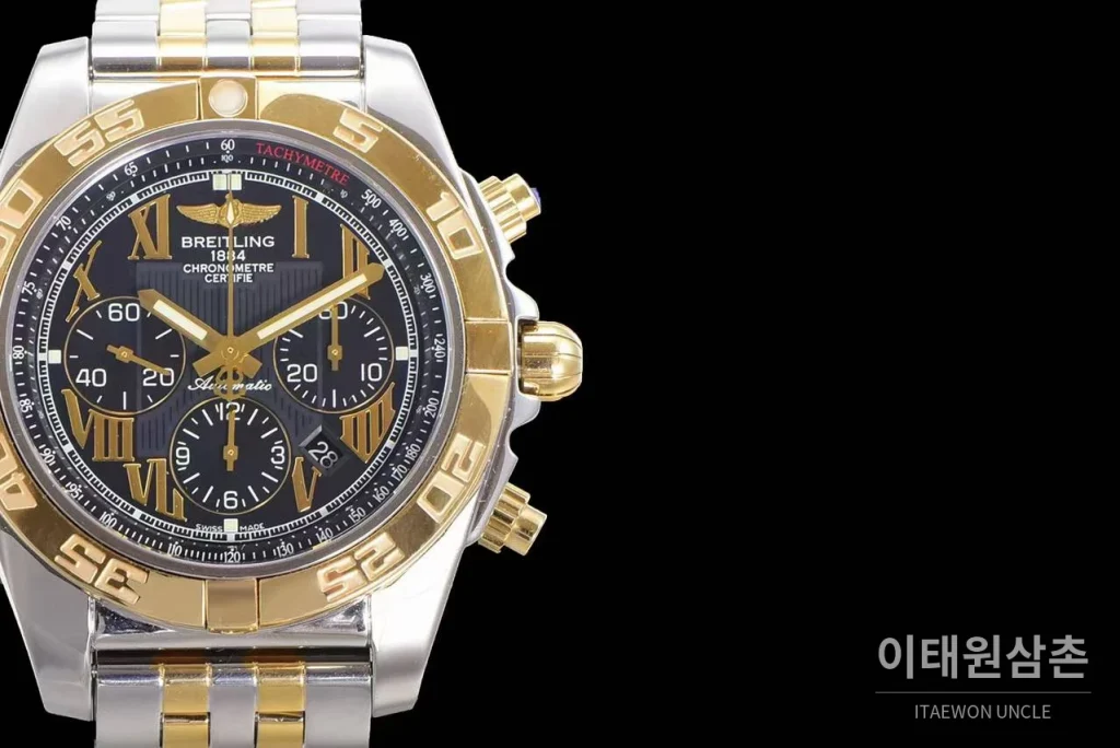 브라이틀링 크로노맷 스틸 블랙다이얼 크로노그래프 오토매틱 44mm 투톤 브레이슬릿 골드 베젤