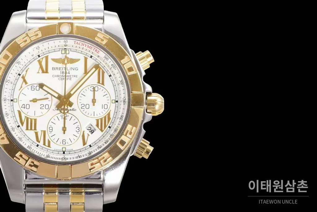 브라이틀링 크로노맷 스틸 블랙다이얼 크로노그래프 오토매틱 44mm 투톤 브레이슬릿 골드 베젤 (3)