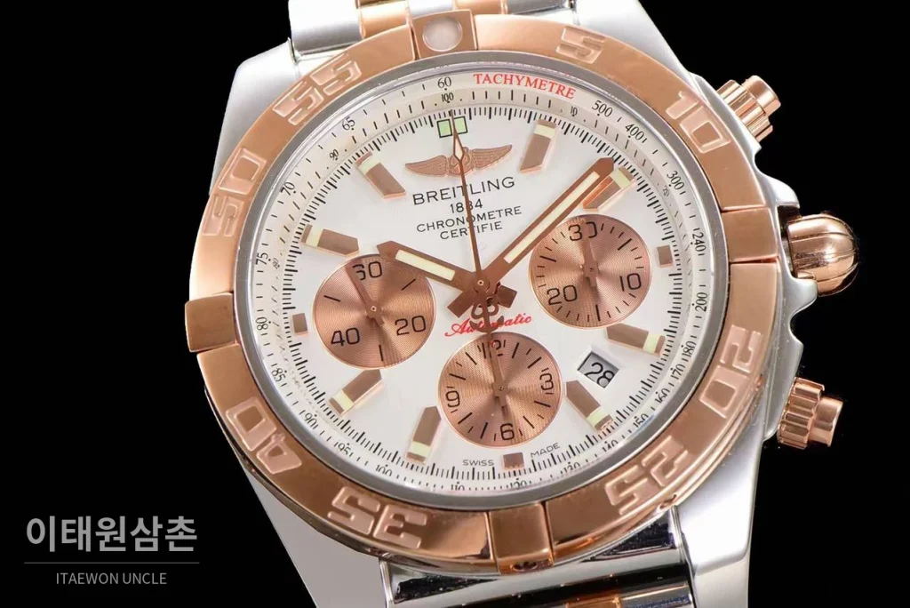 브라이틀링 크로노맷 스틸 블랙다이얼 크로노그래프 오토매틱 44mm 투톤 브레이슬릿 로즈골드 베젤 (2)