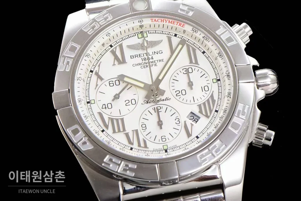 브라이틀링 크로노맷 스틸 블랙다이얼 크로노그래프 오토매틱 44mm 스틸 브레이슬릿 실버 베젤