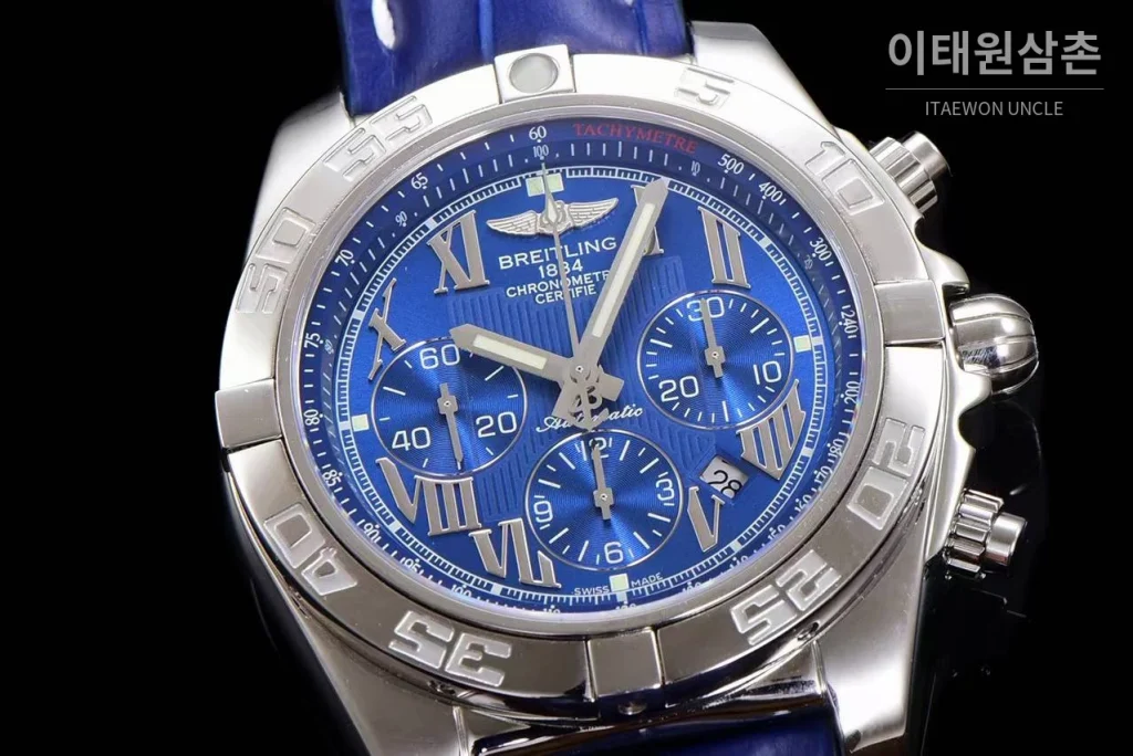 브라이틀링 크로노맷 스틸 블랙다이얼 크로노그래프 오토매틱 44mm 블루 가죽 스트랩