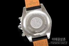 브라이틀링 크로노맷 스틸 블랙다이얼 크로노그래프 오토매틱 44mm 블랙 가죽 스트랩 실버 베젤