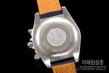브라이틀링 크로노맷 스틸 블랙다이얼 크로노그래프 오토매틱 44mm 네이비 가죽 스트랩 실버 베젤