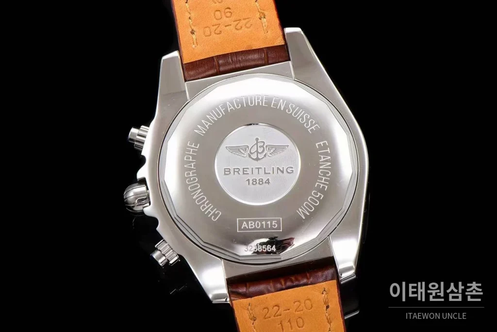 브라이틀링 크로노맷 스틸 블랙다이얼 크로노그래프 오토매틱 44mm 브라운 가죽 스트랩 실버 베젤 (2)