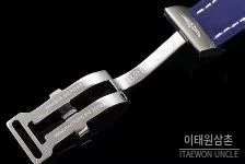 브라이틀링 크로노맷 스틸 블랙다이얼 크로노그래프 오토매틱 44mm 네이비 가죽 스트랩 실버 베젤