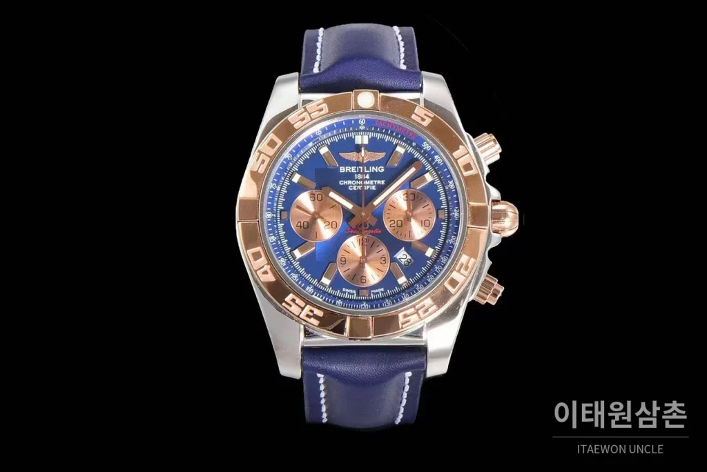 브라이틀링 크로노맷 스틸 블루다이얼 크로노그래프 오토매틱 44mm 네이비 가죽 스트랩 로즈골드 베젤
