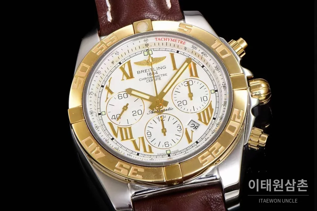 브라이틀링 크로노맷 스틸 블루다이얼 크로노그래프 오토매틱 44mm 브라운 가죽 스트랩 골드 베젤