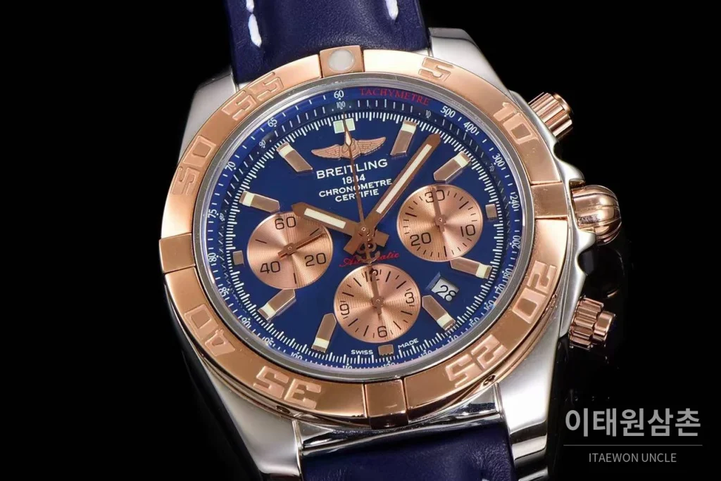 브라이틀링 크로노맷 스틸 블루다이얼 크로노그래프 오토매틱 44mm 네이비 가죽 스트랩 로즈골드 베젤
