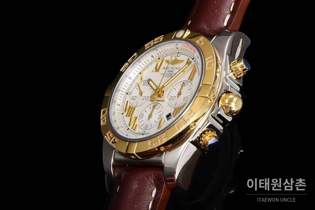 브라이틀링 크로노맷 스틸 블루다이얼 크로노그래프 오토매틱 44mm 브라운 가죽 스트랩 골드 베젤