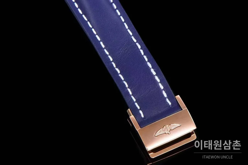 브라이틀링 크로노맷 스틸 블루다이얼 크로노그래프 오토매틱 44mm 네이비 가죽 스트랩 로즈골드 베젤