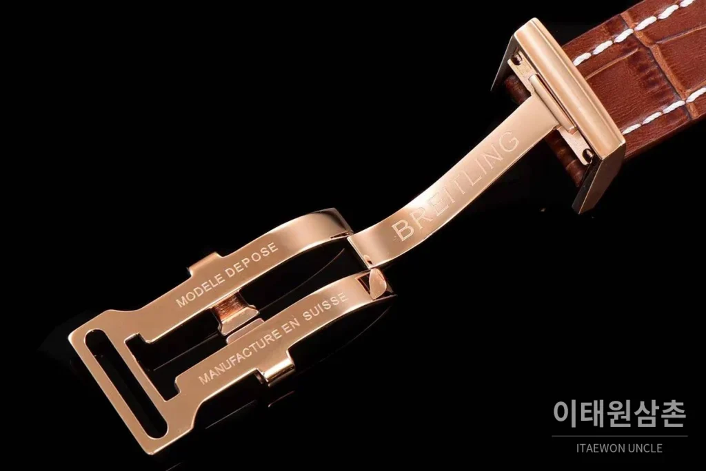 브라이틀링 크로노맷 스틸 블루다이얼 크로노그래프 오토매틱 44mm 브라운 가죽 스트랩 로즈골드 베젤