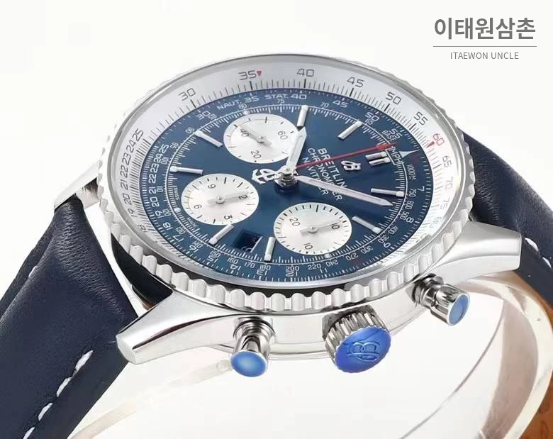 브라이틀링 내비타이머1 B01 스틸 슬라이드룰베젤 크로노그래프 오토매틱 43mm 네이비 다이얼 네이비 가죽 스트랩