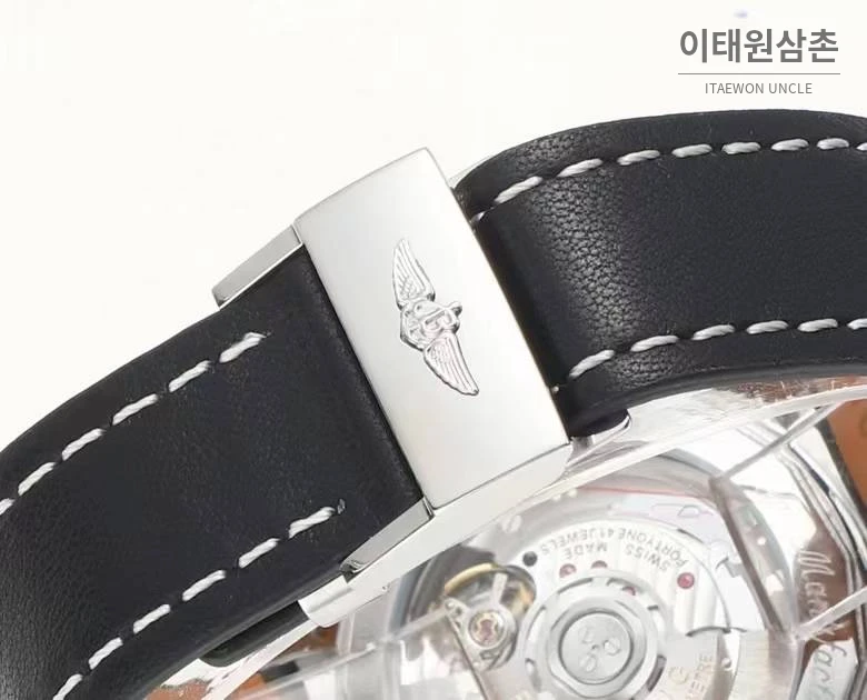 브라이틀링 내비타이머1 B01 스틸 슬라이드룰베젤 크로노그래프 오토매틱 43mm 네이비 다이얼 블랙 가죽 스트랩 (2)
