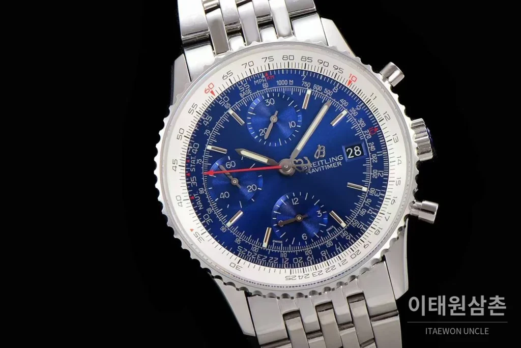 브라이틀링 내비타이머 1 스틸 블랙다이얼 크로노그래프 오토매틱 41mm 스틸 브레이슬릿 화이트 베젤