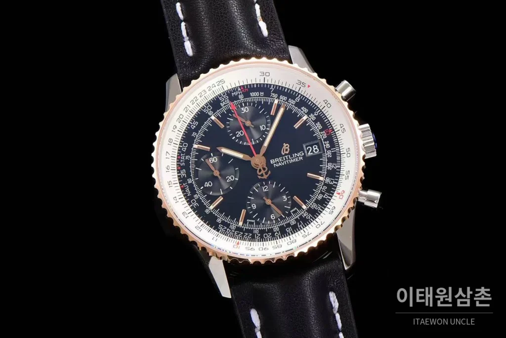 브라이틀링 내비타이머 1 스틸 블랙다이얼 크로노그래프 오토매틱 41mm 블랙 가죽 스트랩 로즈골드 베젤