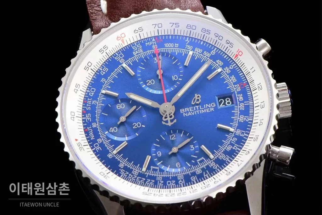 브라이틀링 내비타이머 1 스틸 블랙다이얼 크로노그래프 오토매틱 41mm 브라운 가죽 스트랩 화이트 베젤 (2)