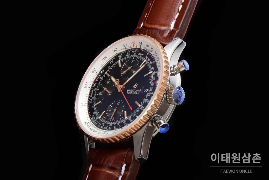 브라이틀링 내비타이머 1 스틸 블랙다이얼 크로노그래프 오토매틱 41mm 브라운 가죽 스트랩 로즈골드 베젤 (2)
