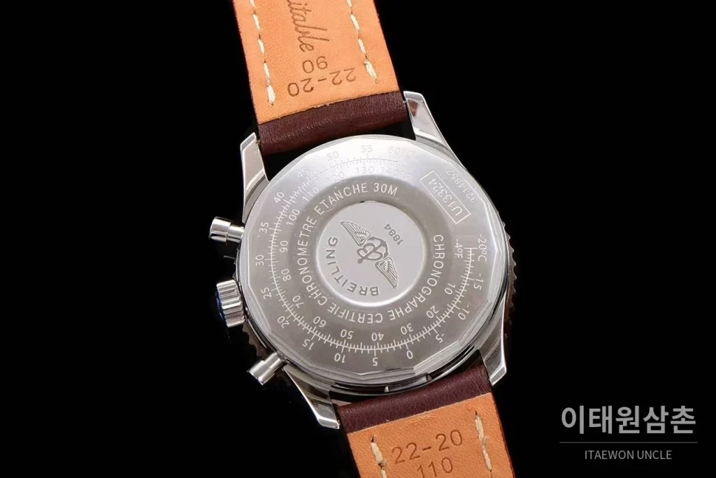 브라이틀링 내비타이머 1 스틸 블랙다이얼 크로노그래프 오토매틱 41mm 브라운 가죽 스트랩 로즈골드 베젤