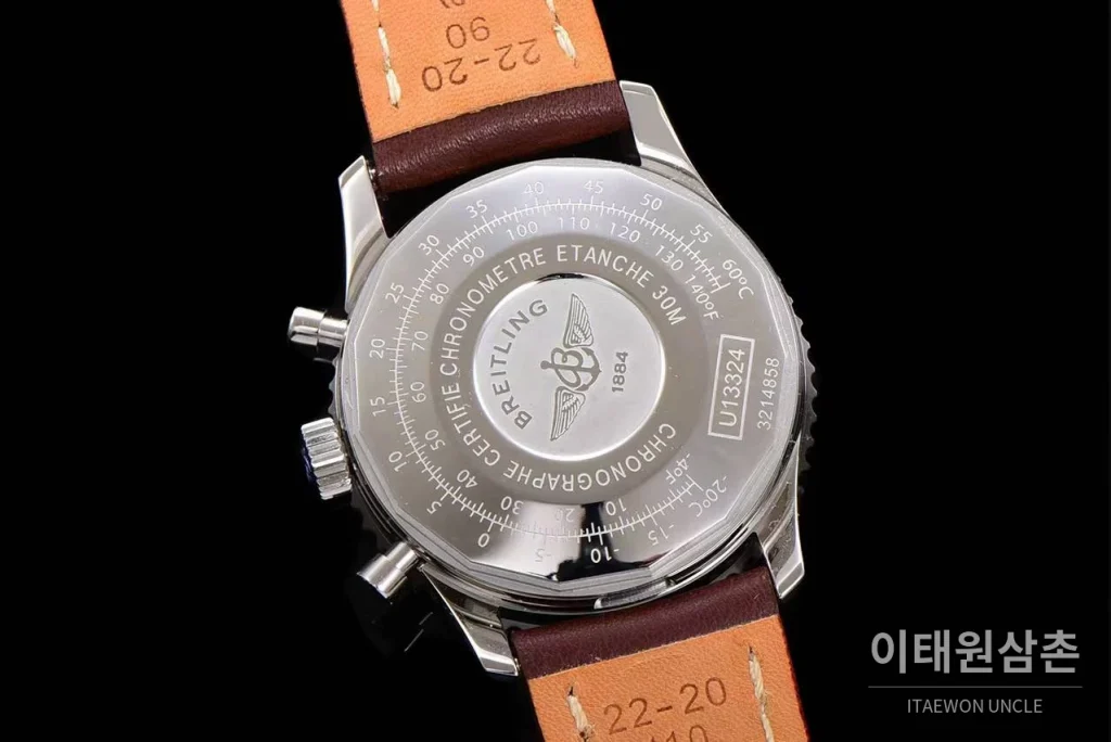 브라이틀링 내비타이머 1 스틸 블랙다이얼 크로노그래프 오토매틱 41mm 브라운 가죽 스트랩 화이트 베젤 (2)