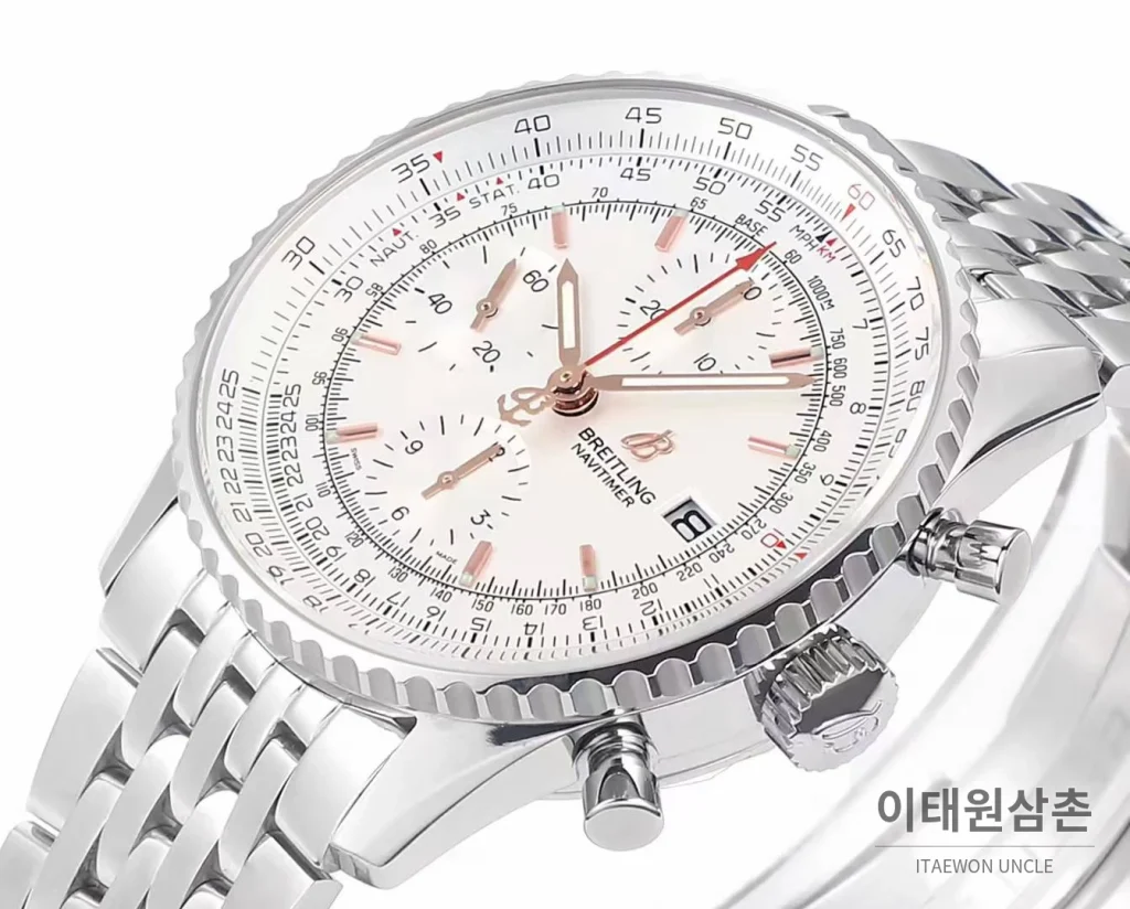 브라이틀링 내비타이머 항공 슬라이드룰 크로노그래프 오토매틱 43mm 블랙 / 화이트 (2)